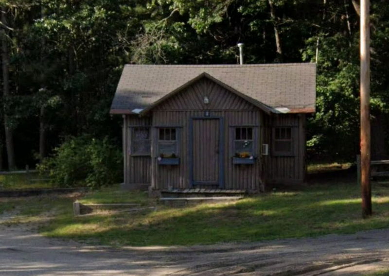 Pine Creek Lodge (McLellans Pioneer Settlement) - Street View (newer photo)